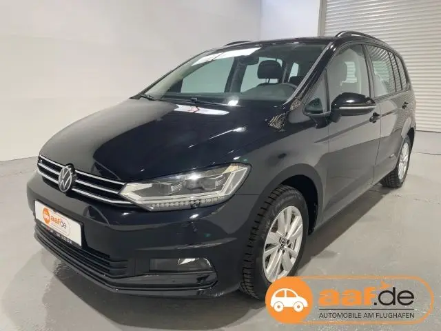 Photo 1 : Volkswagen Touran 2024 Petrol