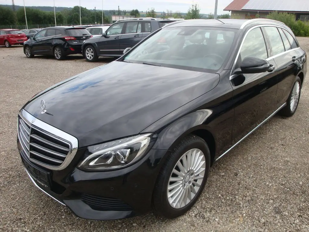 Photo 1 : Mercedes-benz Classe C 2016 Petrol