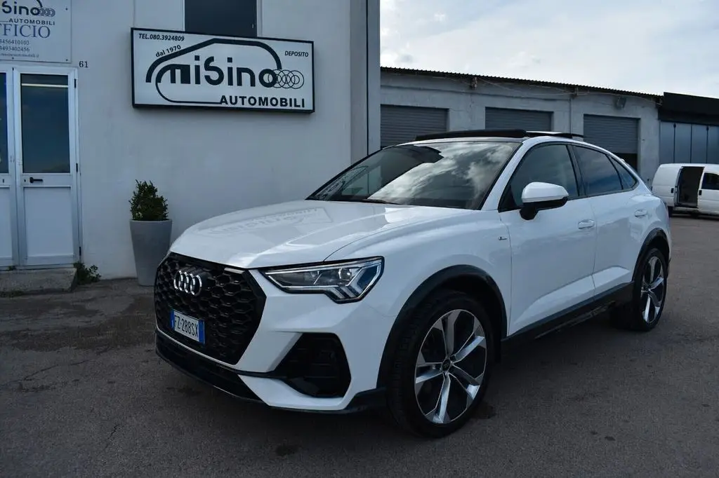 Photo 1 : Audi Q3 2019 Diesel