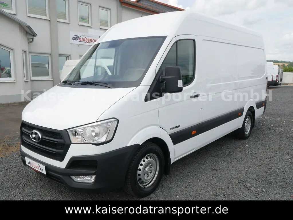 Photo 1 : Hyundai H350 2019 Diesel