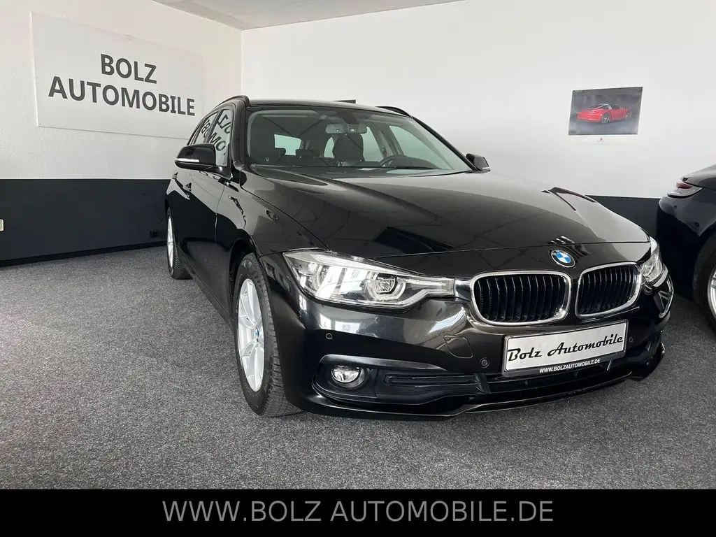 Photo 1 : Bmw Serie 3 2017 Petrol