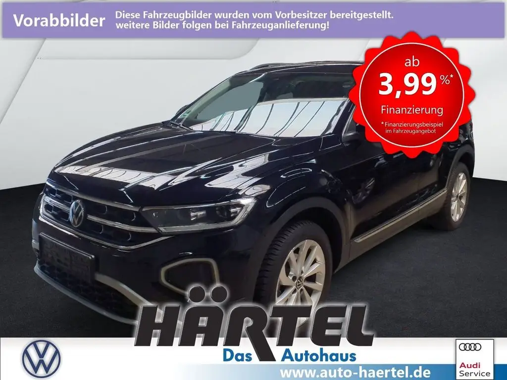 Photo 1 : Volkswagen T-roc 2023 Essence