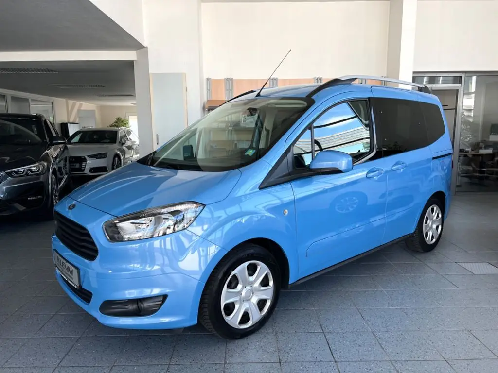 Photo 1 : Ford Tourneo 2018 Essence