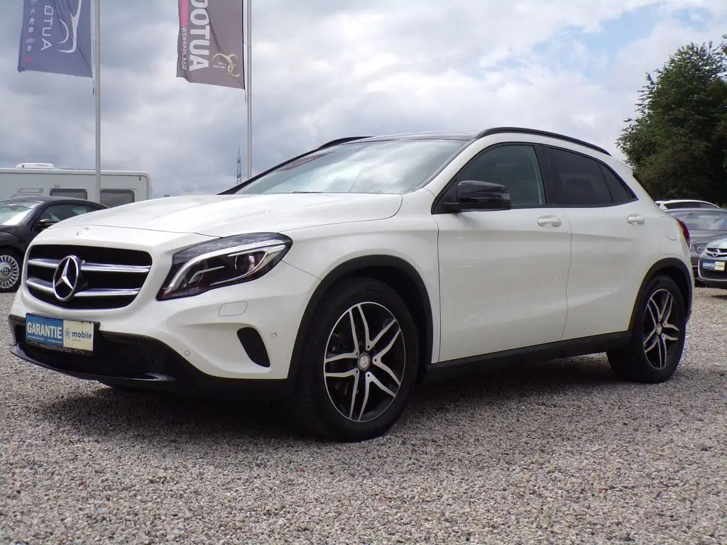 Photo 1 : Mercedes-benz Classe Gla 2014 Essence