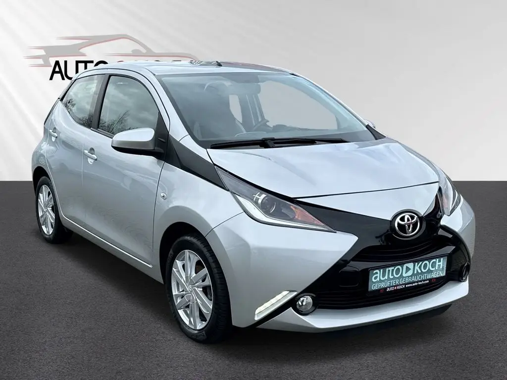 Photo 1 : Toyota Aygo X 2016 Essence