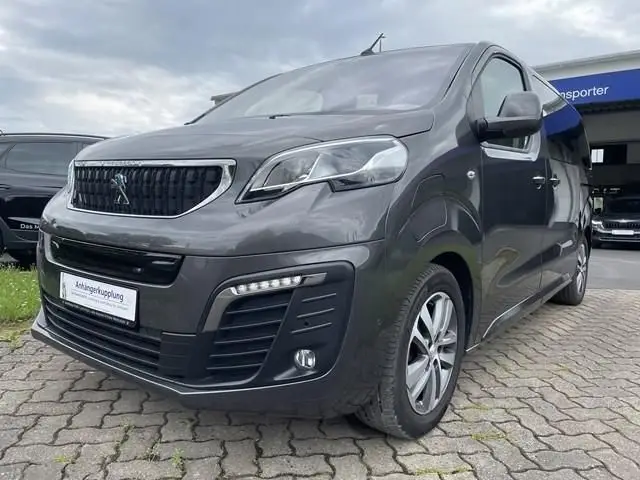 Photo 1 : Peugeot Traveller 2021 Non renseigné