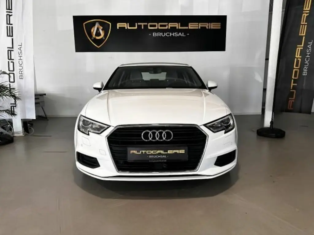 Photo 1 : Audi A3 2019 Diesel