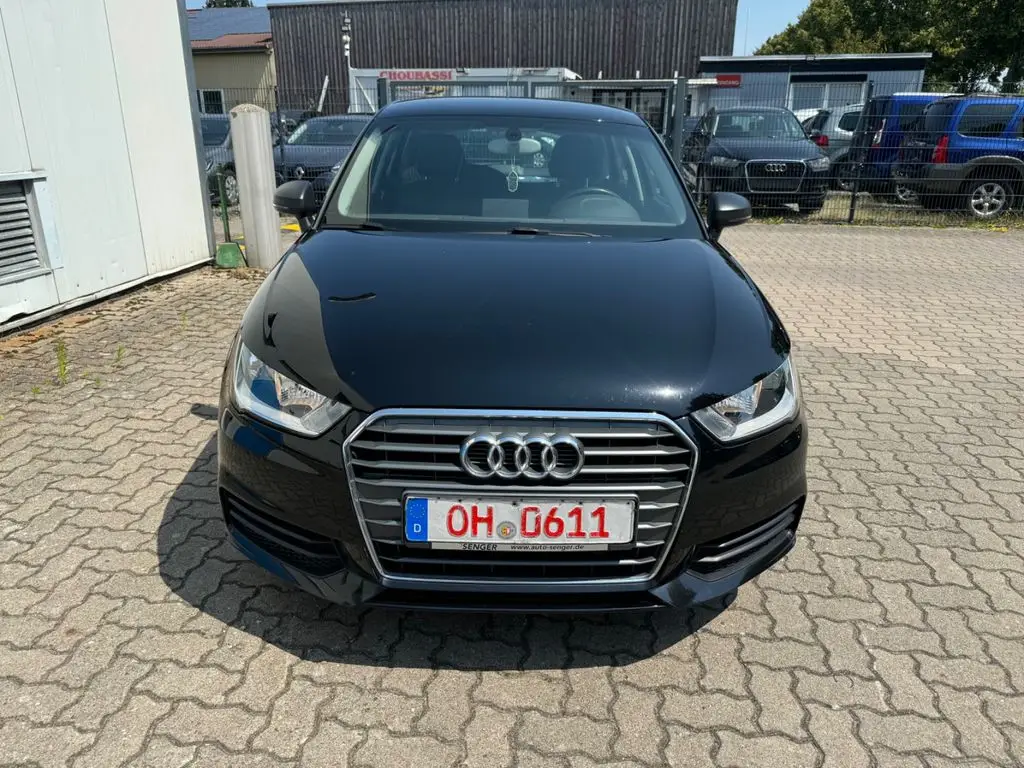 Photo 1 : Audi A1 2016 Petrol