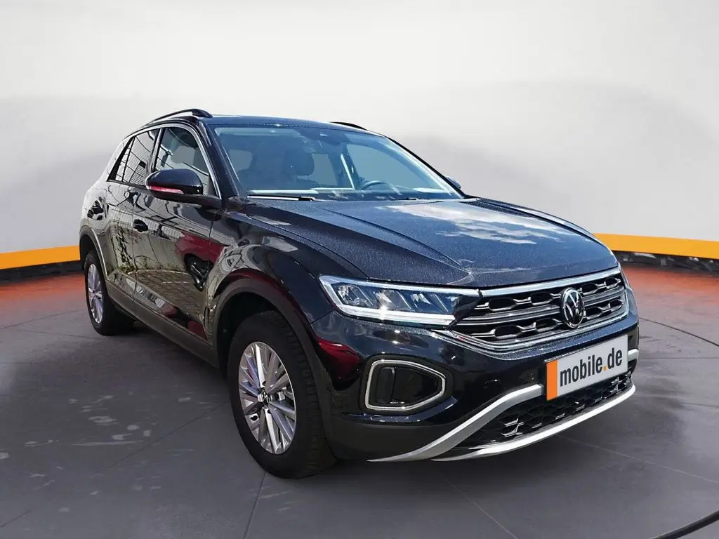 Photo 1 : Volkswagen T-roc 2023 Essence