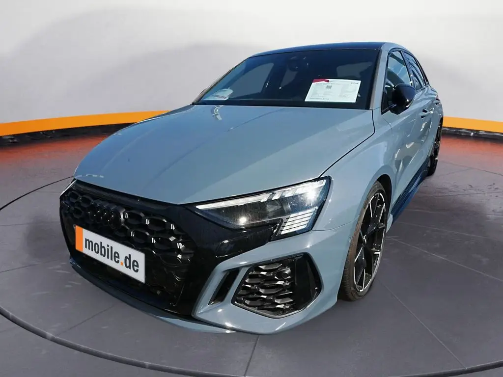 Photo 1 : Audi Rs3 2023 Essence