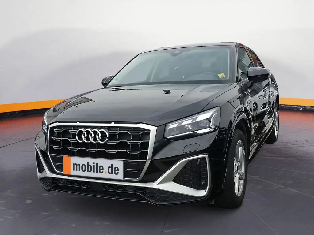 Photo 1 : Audi Q2 2021 Essence