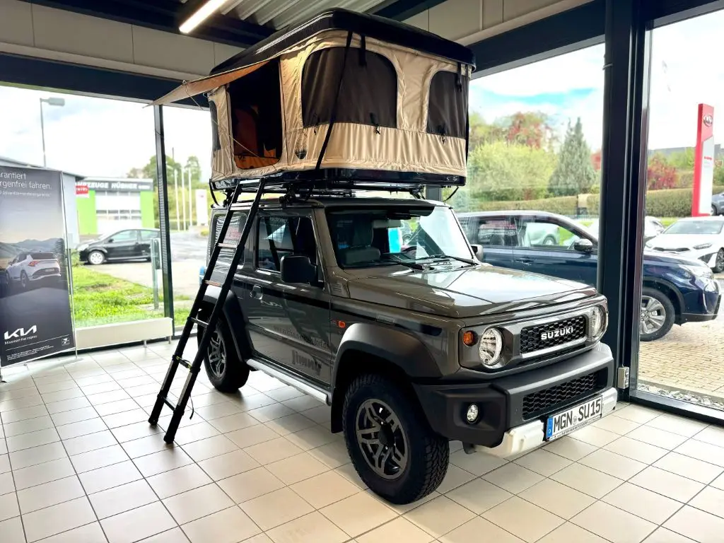 Photo 1 : Suzuki Jimny 2024 Petrol