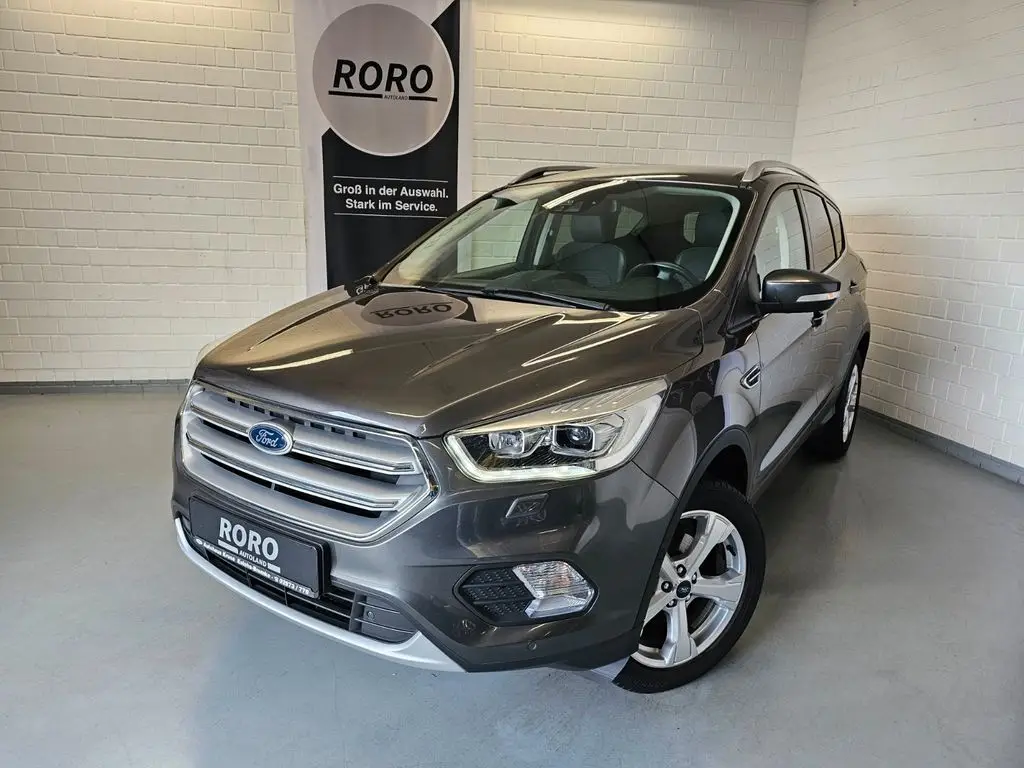 Photo 1 : Ford Kuga 2018 Petrol