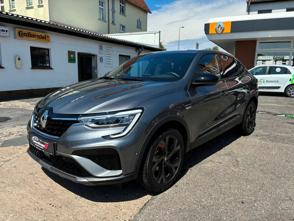 Photo 1 : Renault Arkana 2022 Essence