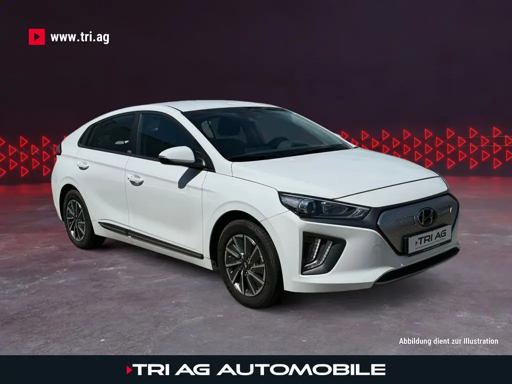 Photo 1 : Hyundai Ioniq 2021 Non renseigné