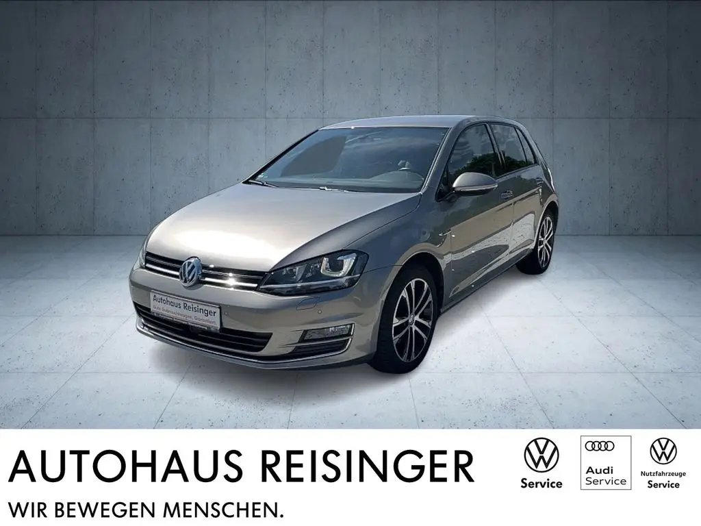 Photo 1 : Volkswagen Golf 2014 Essence