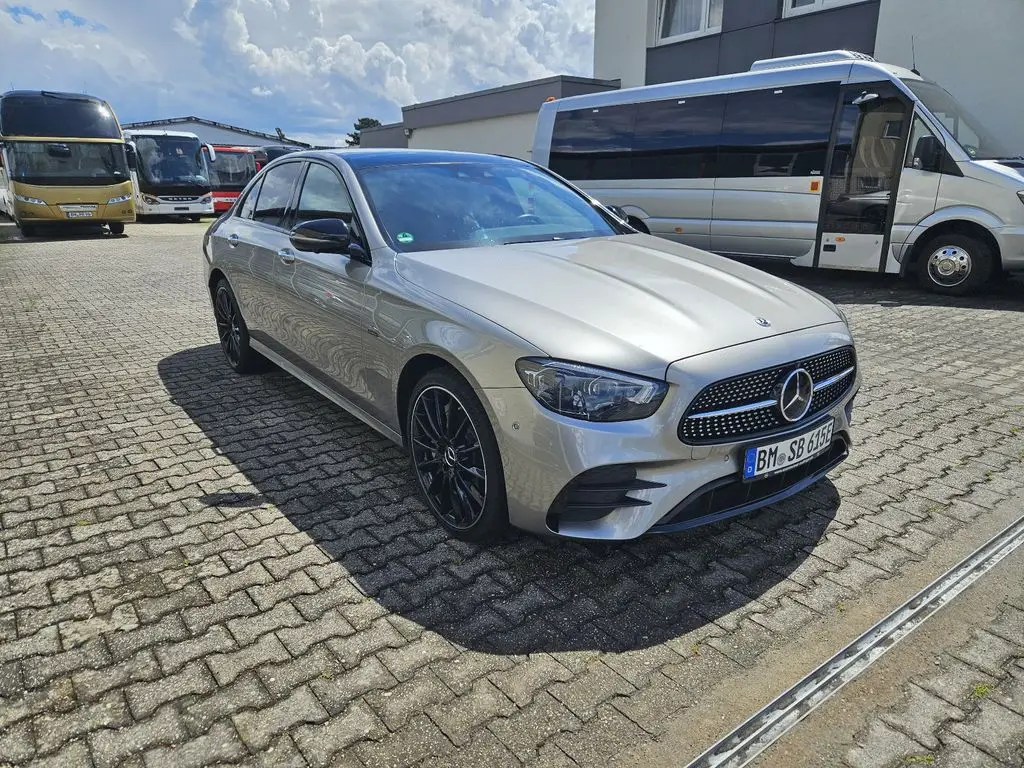 Photo 1 : Mercedes-benz Classe E 2021 Hybride