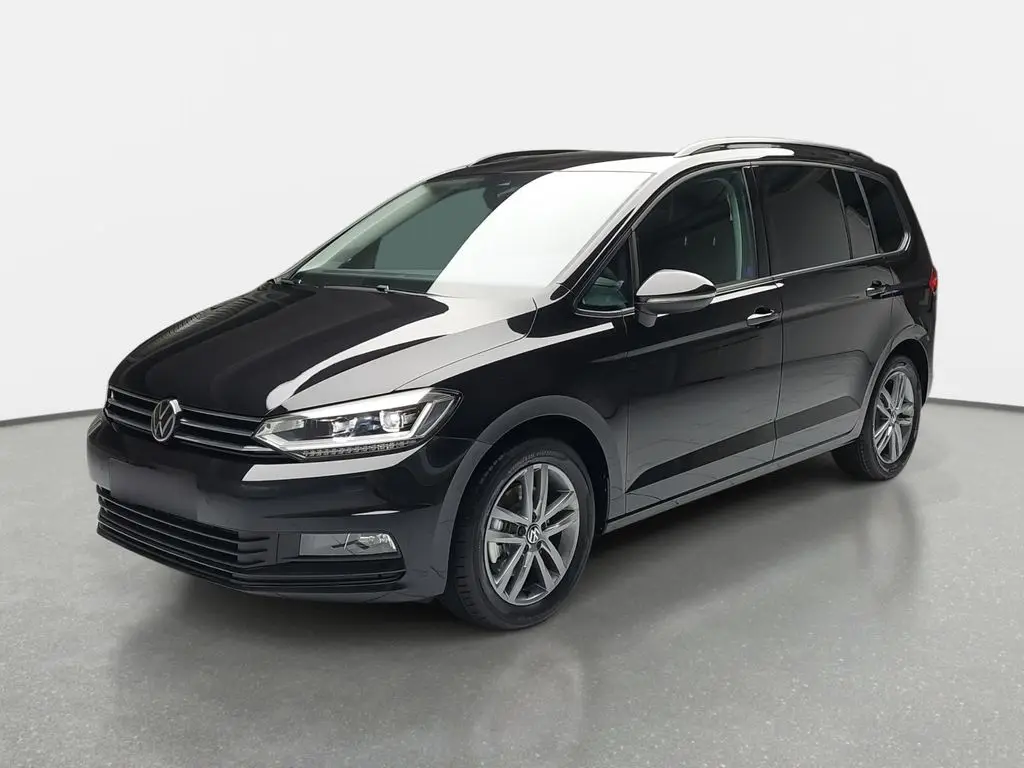 Photo 1 : Volkswagen Touran 2024 Petrol