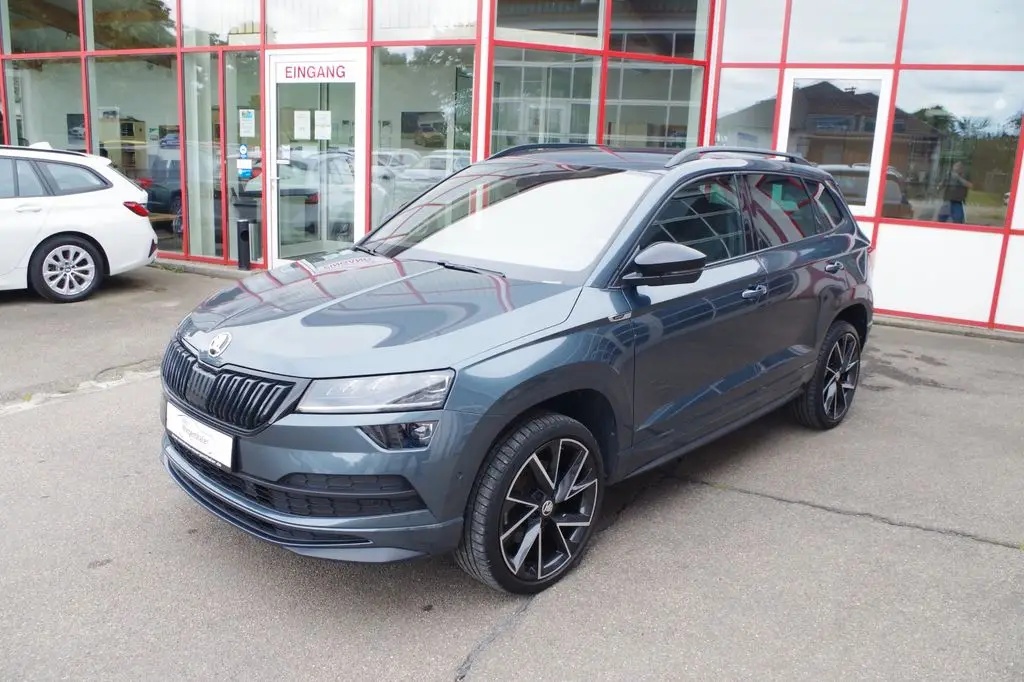 Photo 1 : Skoda Karoq 2020 Petrol