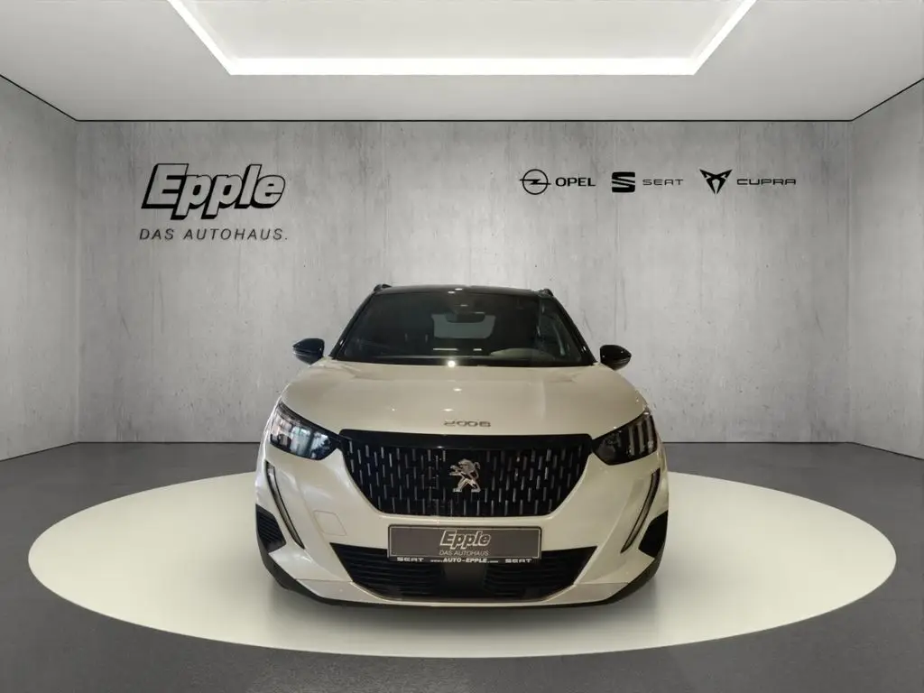 Photo 1 : Peugeot 2008 2023 Essence