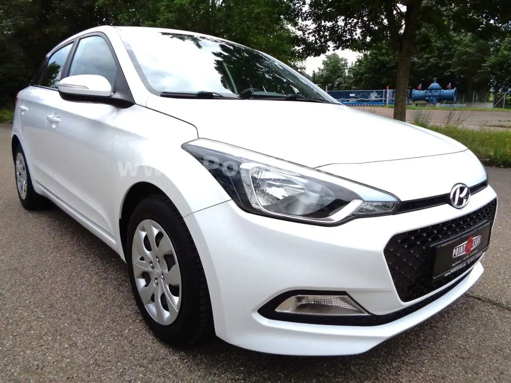 Photo 1 : Hyundai I20 2017 Petrol