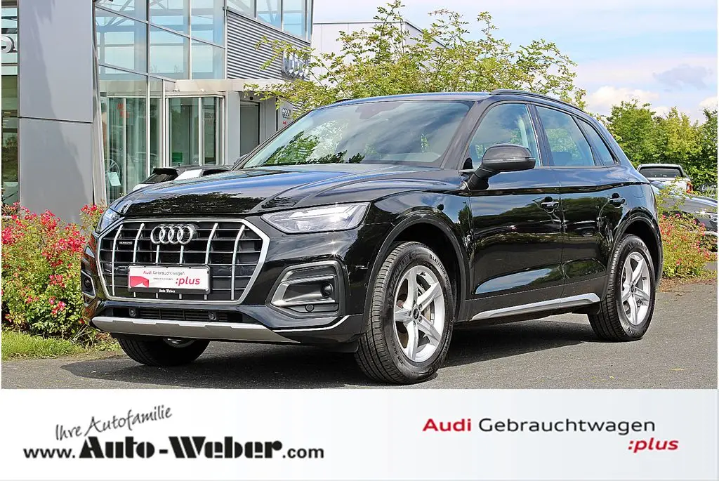 Photo 1 : Audi Q5 2022 Hybride