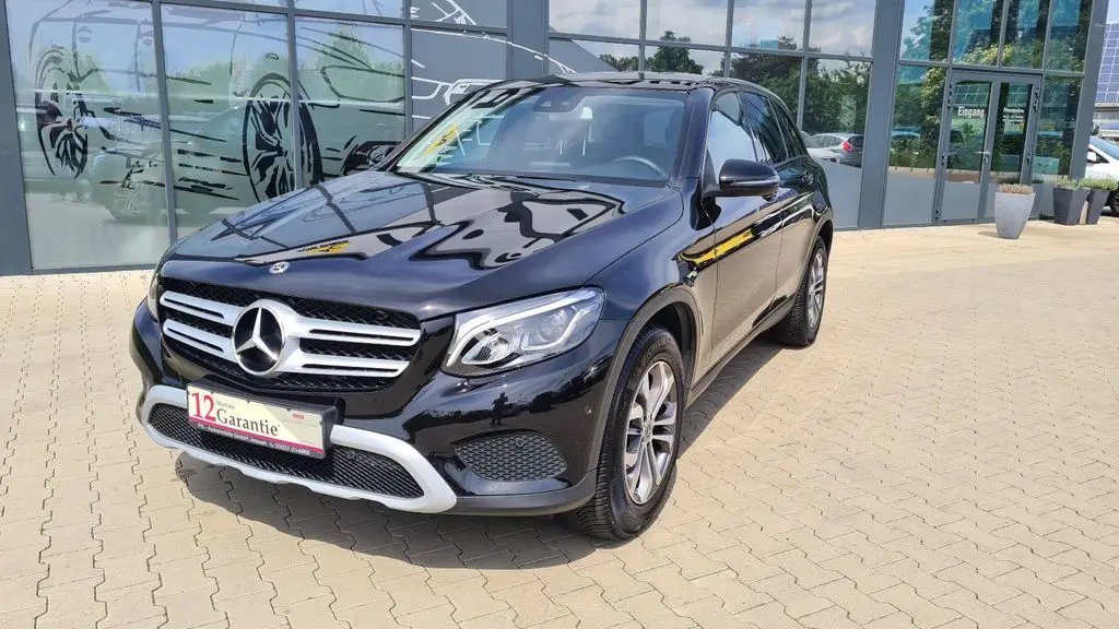 Photo 1 : Mercedes-benz Classe Glc 2017 Petrol