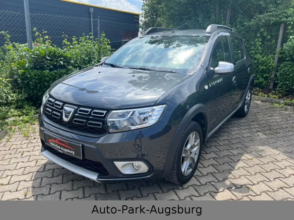 Photo 1 : Dacia Sandero 2019 Petrol