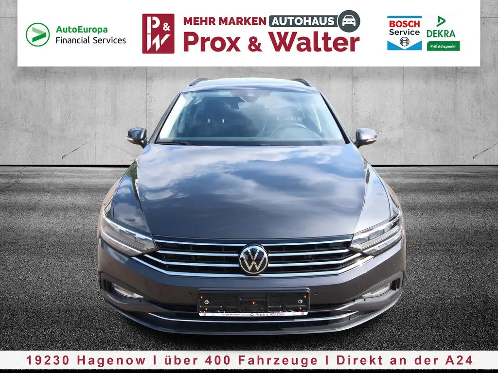 Photo 1 : Volkswagen Passat 2022 Petrol