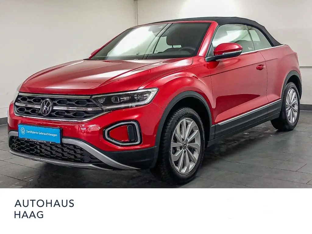 Photo 1 : Volkswagen T-roc 2023 Essence