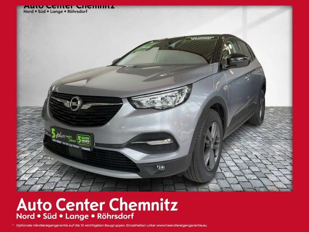 Photo 1 : Opel Grandland 2021 Petrol