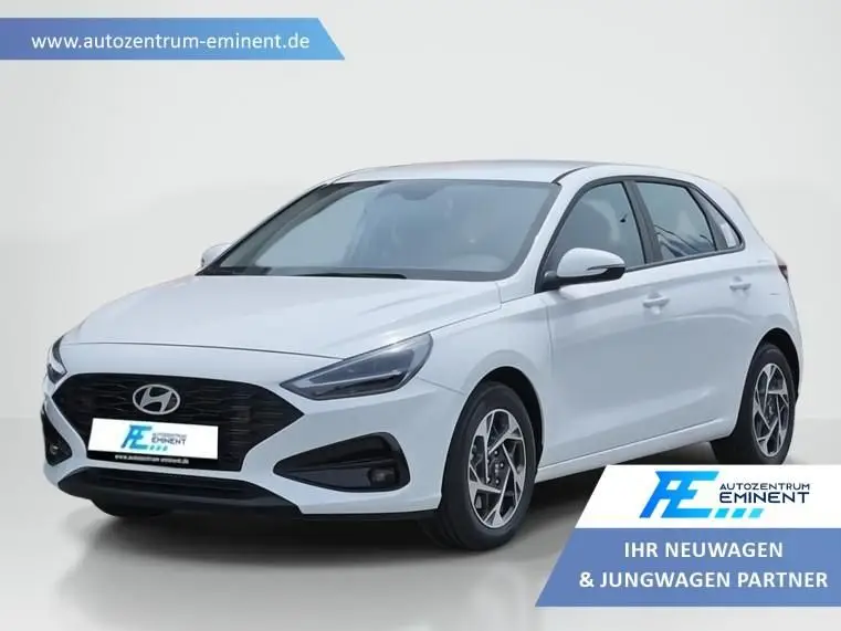 Photo 1 : Hyundai I30 2024 Petrol