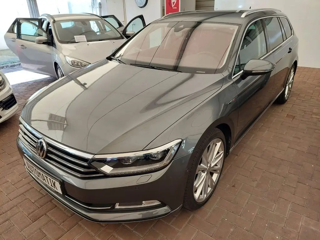 Photo 1 : Volkswagen Passat 2015 Diesel