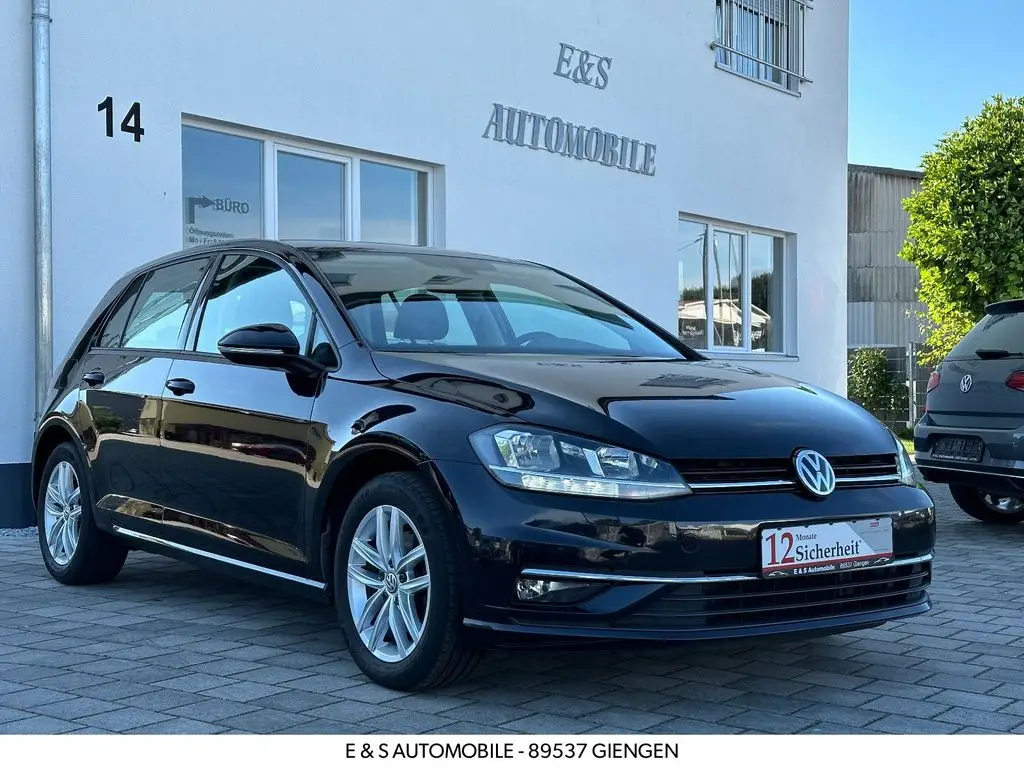 Photo 1 : Volkswagen Golf 2018 Diesel