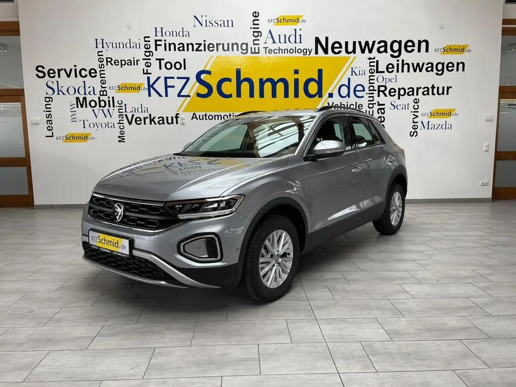 Photo 1 : Volkswagen T-roc 2024 Petrol