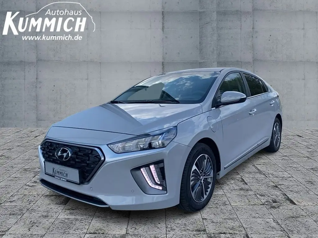 Photo 1 : Hyundai Ioniq 2022 Hybrid