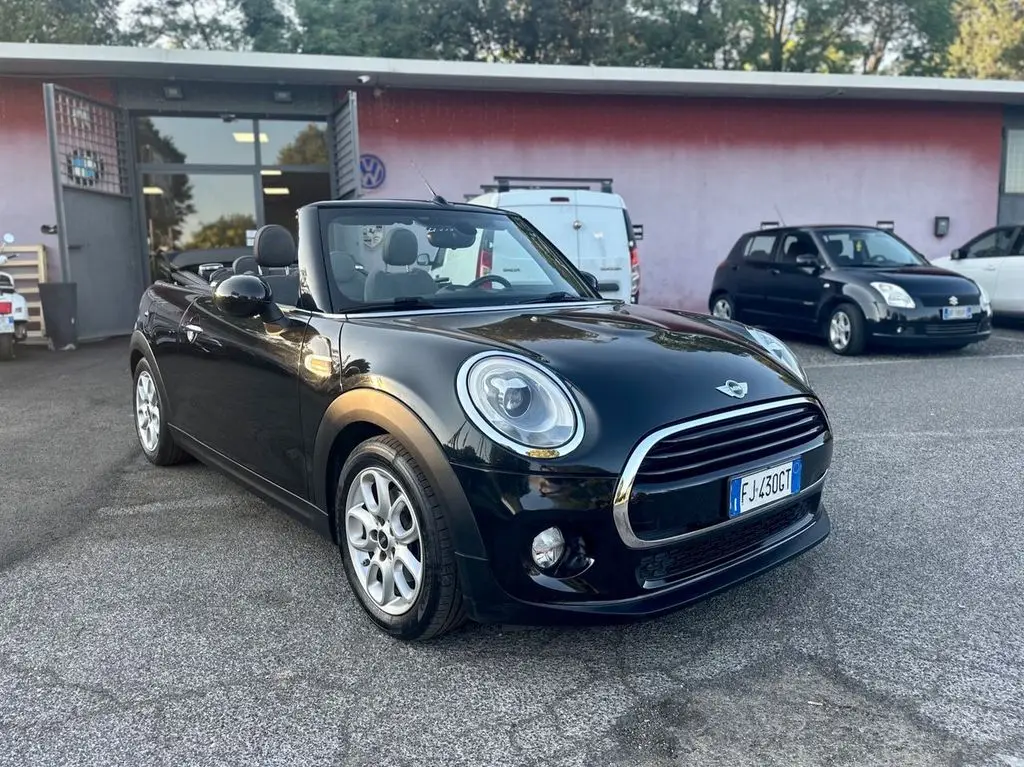 Photo 1 : Mini Cooper 2017 Diesel