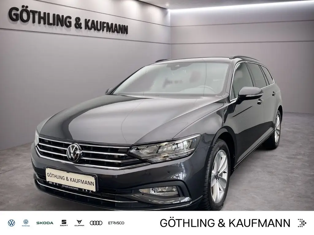 Photo 1 : Volkswagen Passat 2023 Diesel