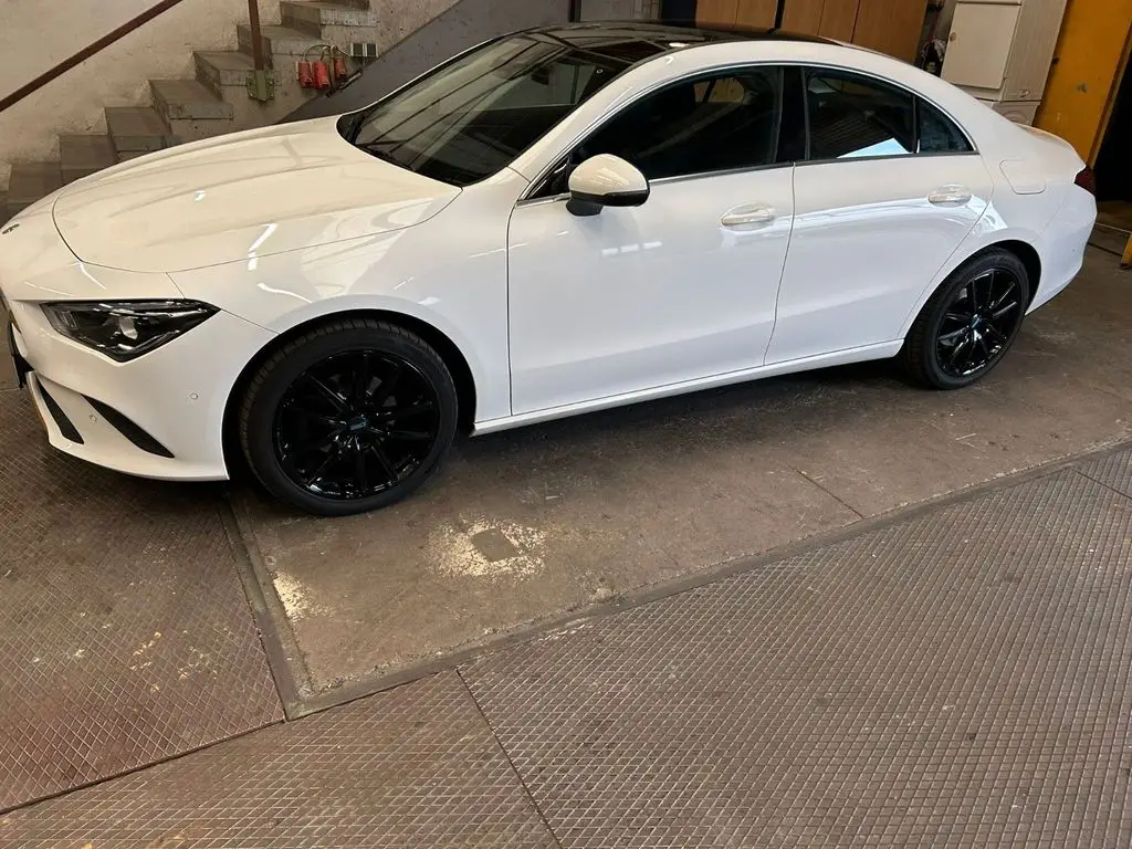 Photo 1 : Mercedes-benz Classe Cla 2020 Petrol