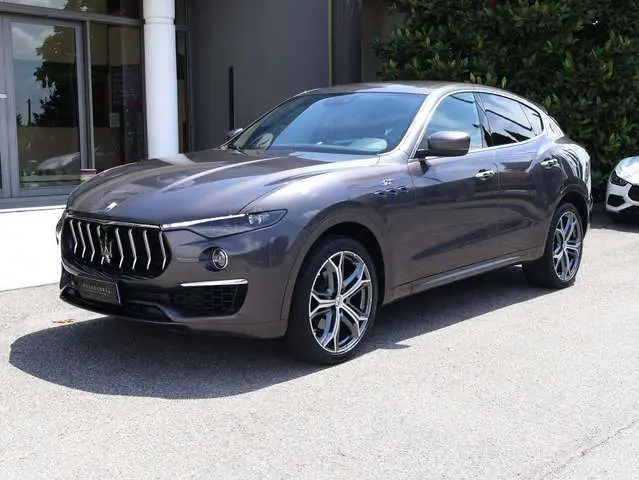 Photo 1 : Maserati Levante 2022 Hybrid