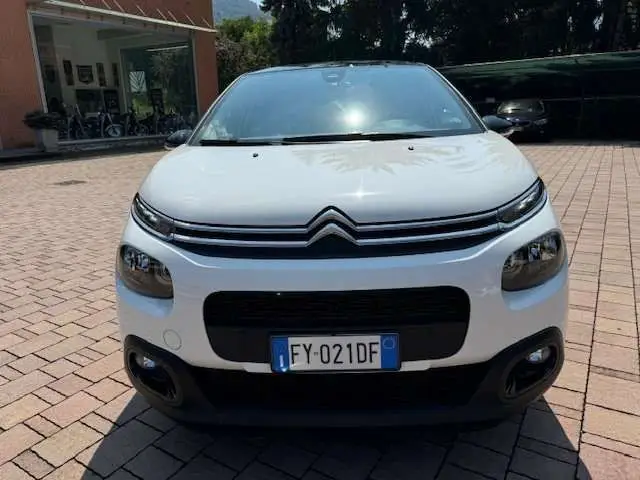 Photo 1 : Citroen C3 2019 Petrol