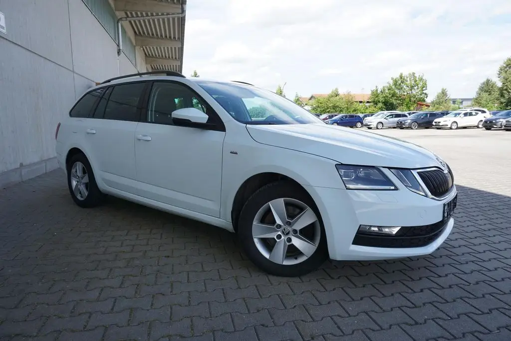 Photo 1 : Skoda Octavia 2018 Essence