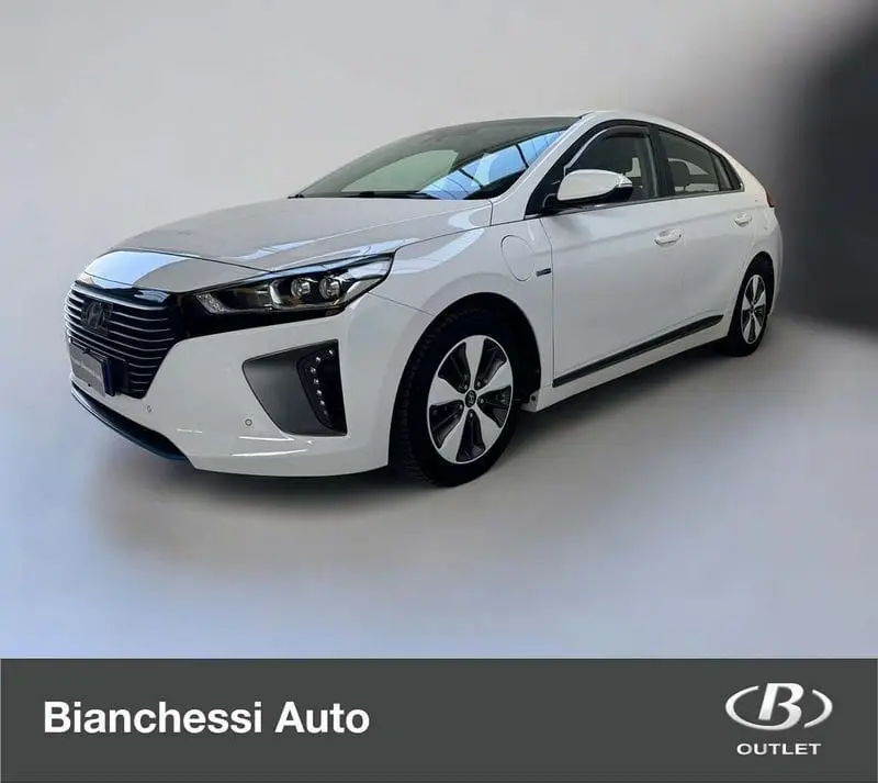 Photo 1 : Hyundai Ioniq 2018 Hybrid