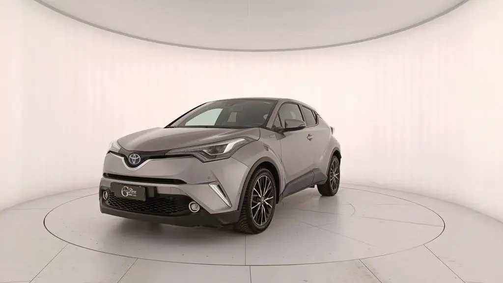 Photo 1 : Toyota C-hr 2018 Hybride