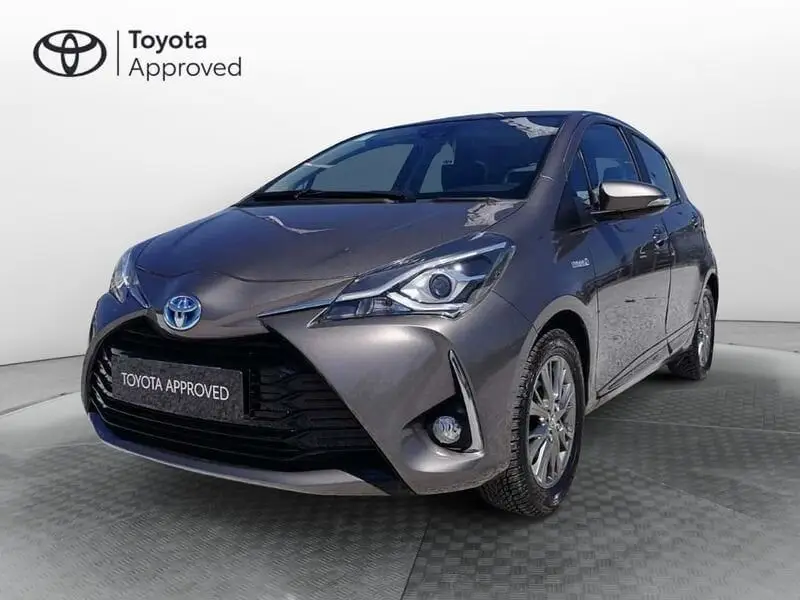 Photo 1 : Toyota Yaris 2017 Hybride