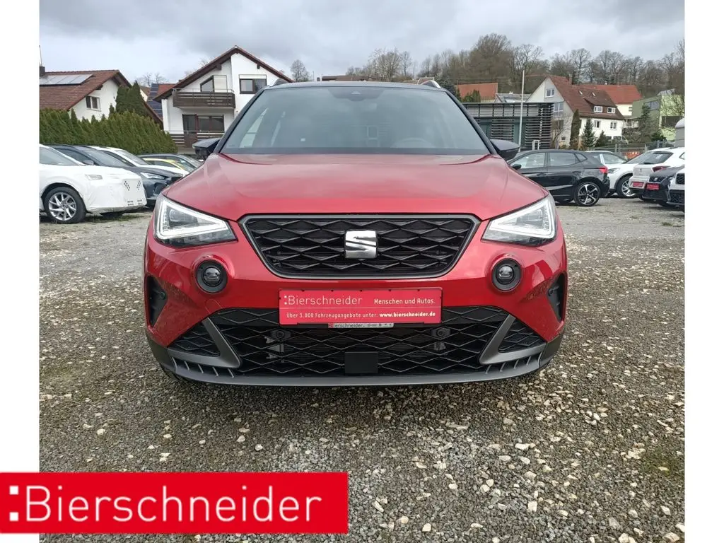 Photo 1 : Seat Arona 2024 Essence