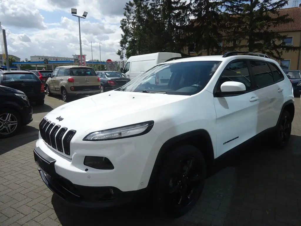 Photo 1 : Jeep Cherokee 2016 Diesel