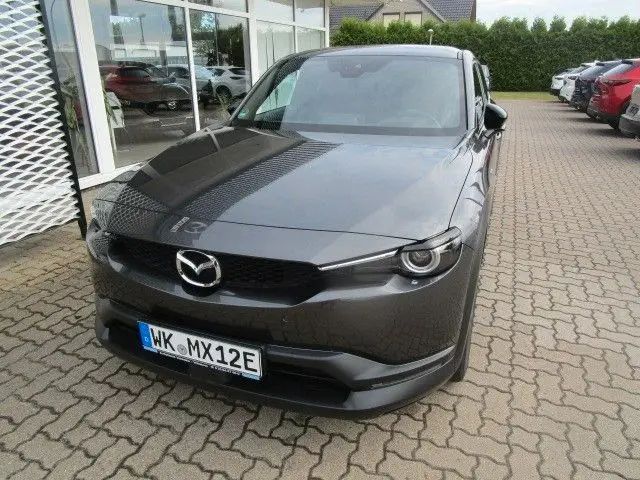 Photo 1 : Mazda Mx-30 2023 Non renseigné