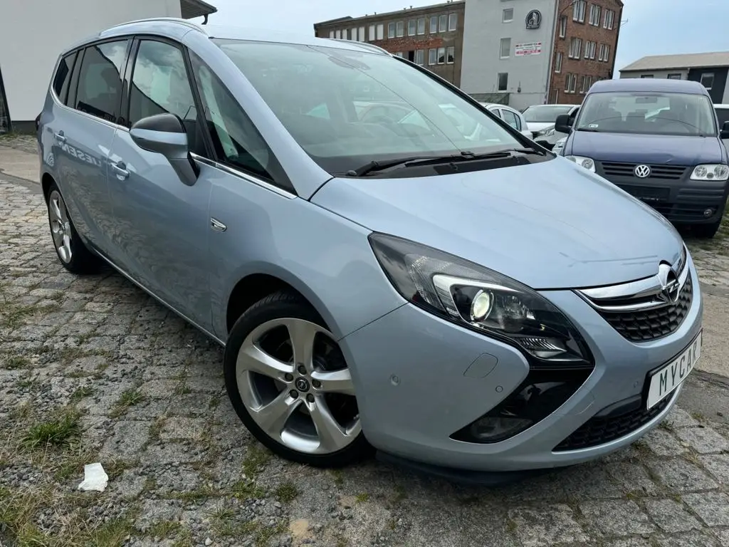 Photo 1 : Opel Zafira 2014 Diesel