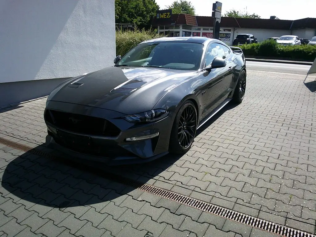 Photo 1 : Ford Mustang 2020 Petrol